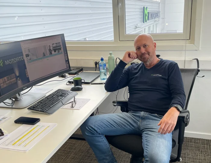 Henrik Hagerup på kontoret