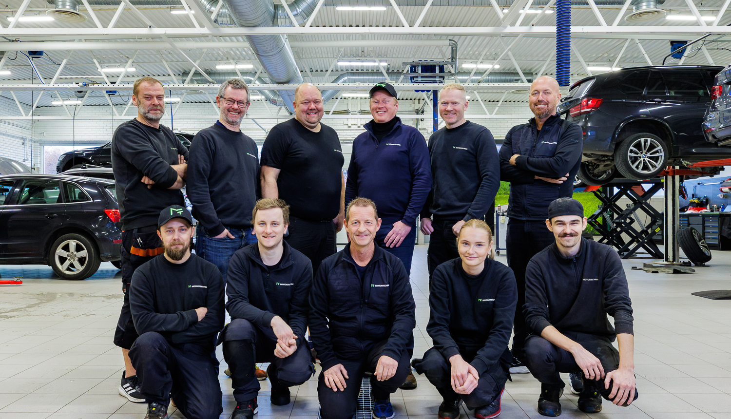 Team Motortechnik i det nye verkstedet på Nenset